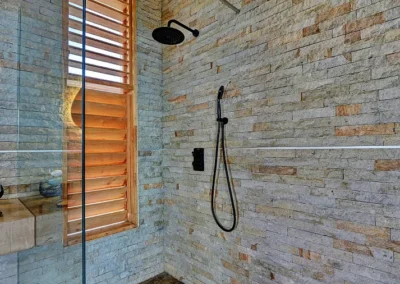 Photographie Briques en pierre de la salle de bain