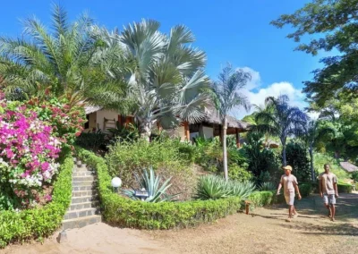 Accès bungalows Manga Soa Lodge